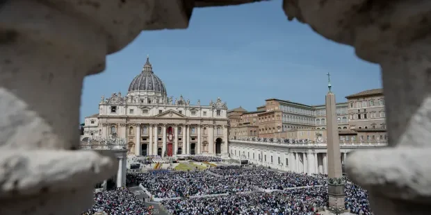 EASTER-VATICAN-POPE-EASTER2025-Antoine-Mekary-ALETEIA-AM_1854.jpg