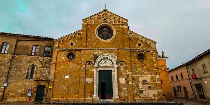 Il-Duomo-di-Volterra.jpg